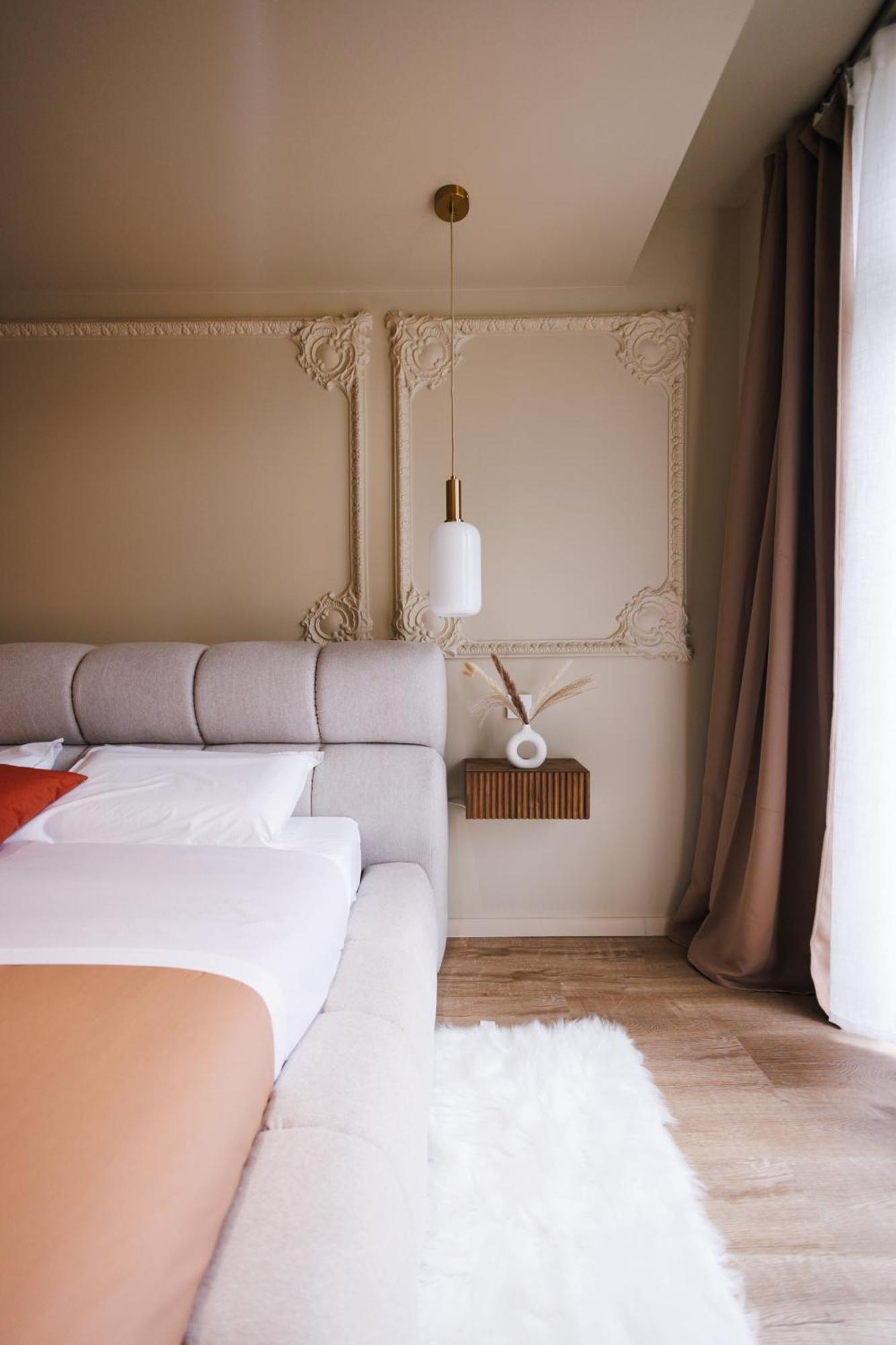 Eden Room - Luxe, Balneo & Sauna เลอม็องส์ ภายนอก รูปภาพ