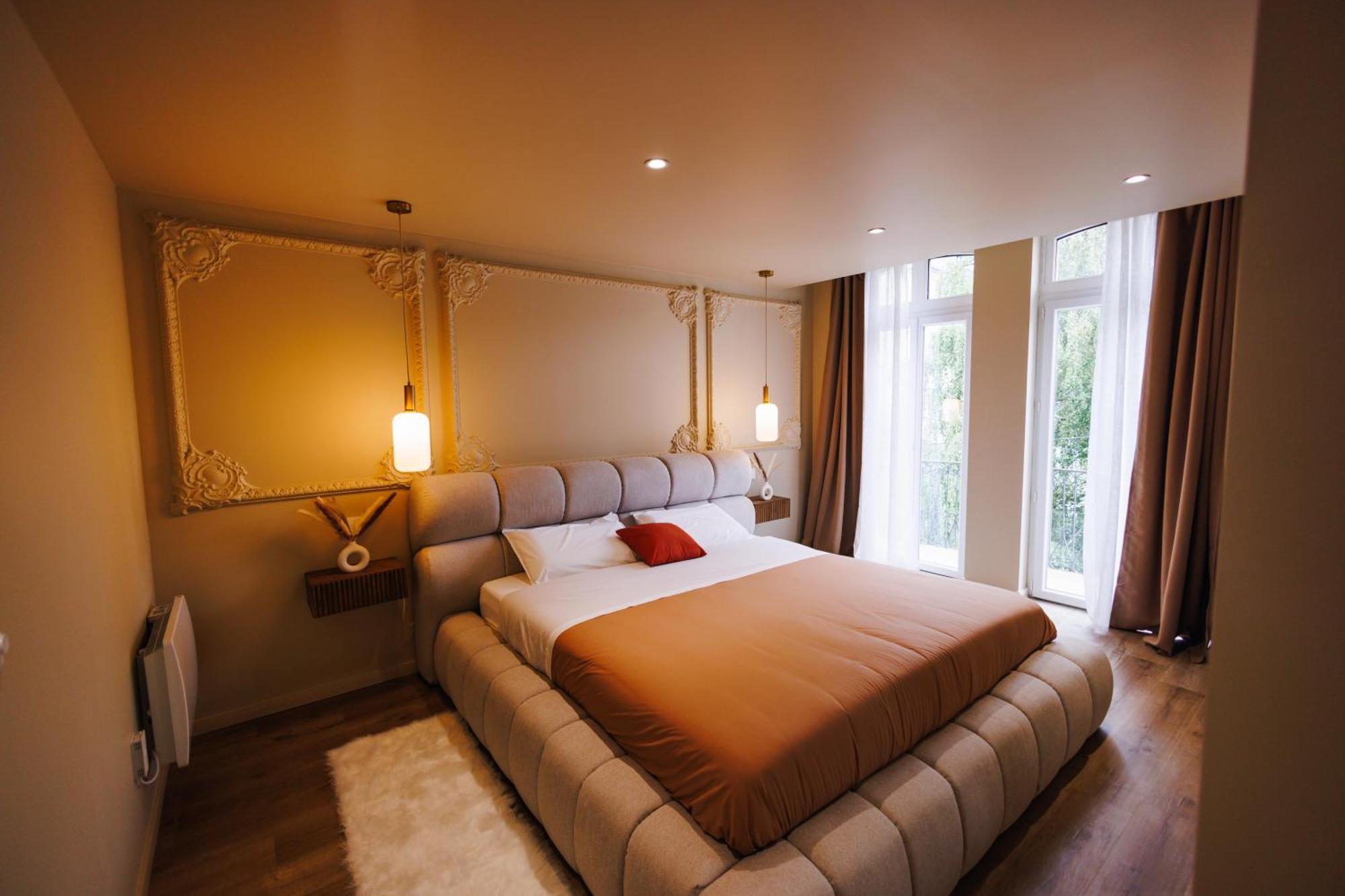 Eden Room - Luxe, Balneo & Sauna เลอม็องส์ ภายนอก รูปภาพ